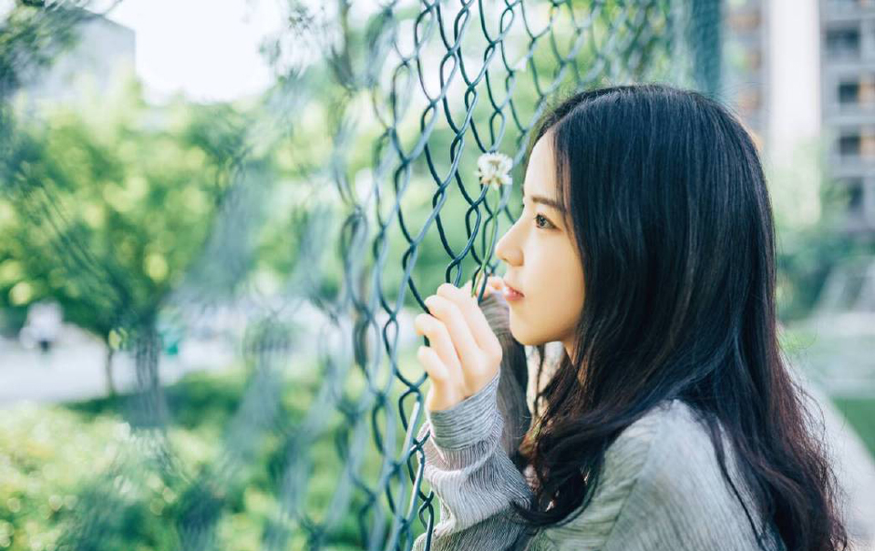 好男人就是反复睡一个女人,一睡就睡一辈子。